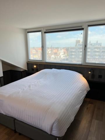 Casa Del Cisne 3 Aparthotel Zandvoort Buitenkant foto